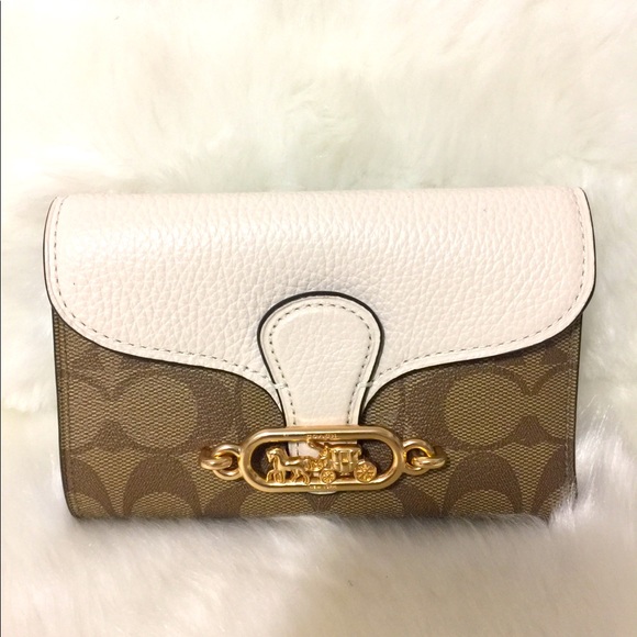 Coach Jade Medium Envelope Wallet - Picture 8 of 13